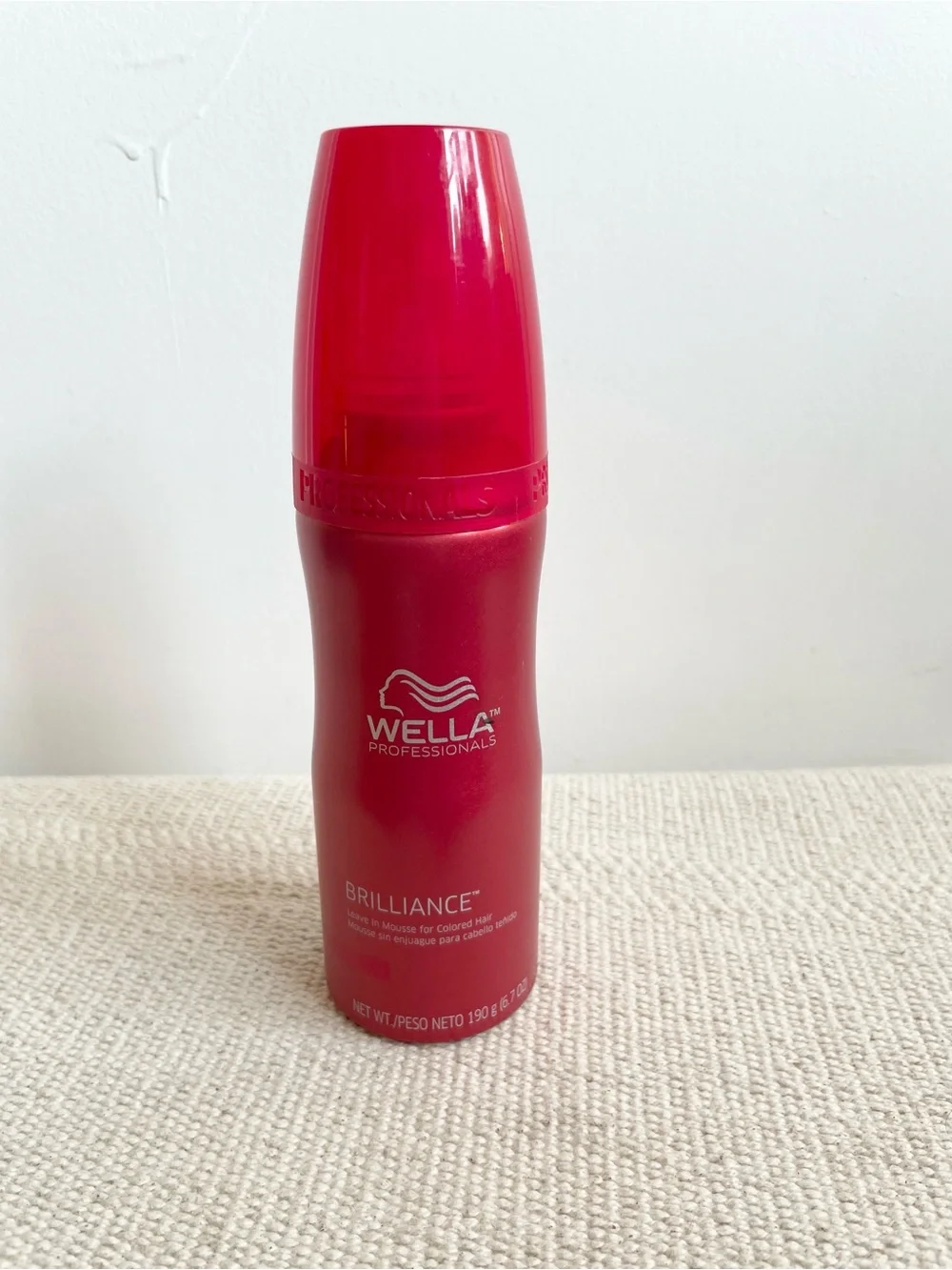Wella Brillance Leave-In Mousse For Colored Hair 6.7 oz / 190 g